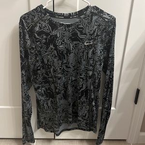 Men’s Long Sleeve Nike Dri-Fit shirt in a Men’s size Small. Great condition.